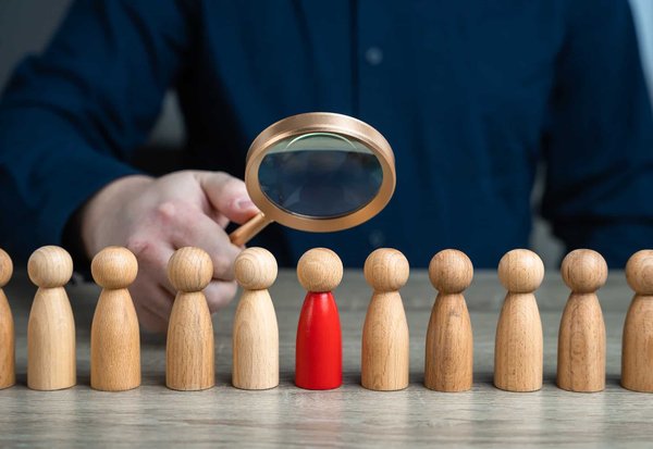 Quelles compétences sont cruciales pour exceller en tant que développeur de jeux éducatifs pour enfants à besoins spéciaux ?